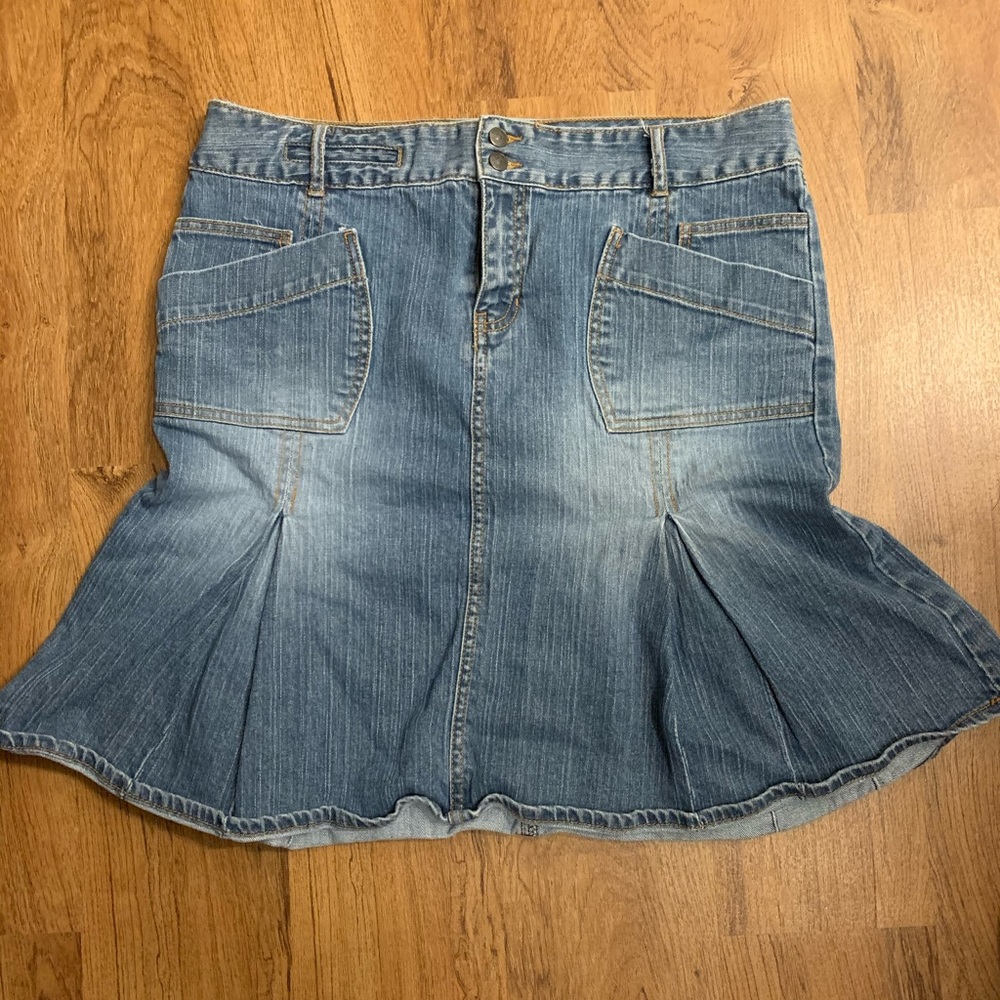 Denim skirt